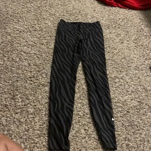NIKE Zebra Athletic Leggings
